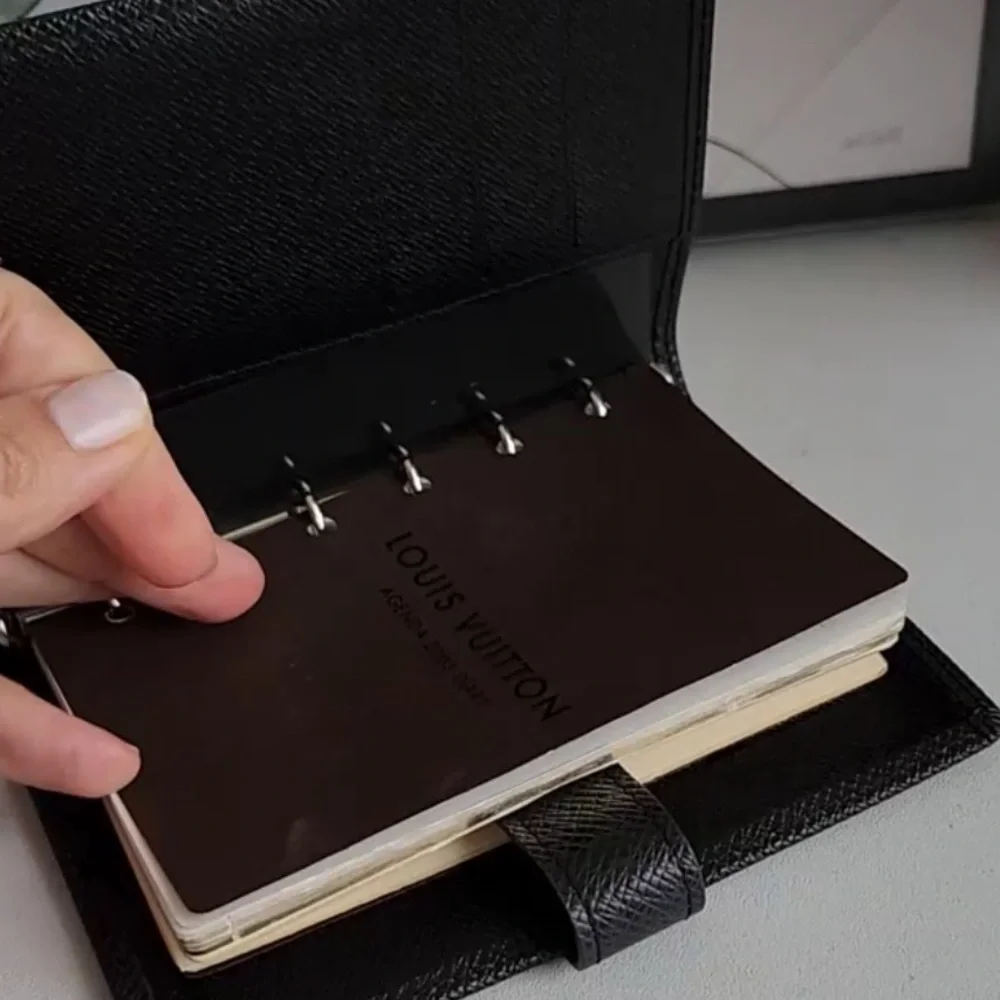 LOUIS VUITTON Taiga Leather PM Agenda